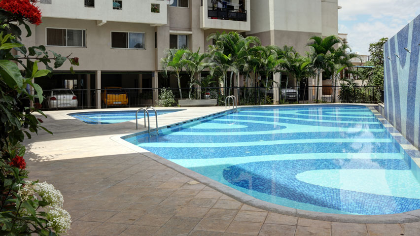 Vaishnavi Rathnam swimming pool view | Luxury 2 BHK & 3 BHK flats are for sale in Jalahalli West, bengaluru
